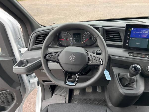 Vente en ligne Renault Master MASTER FGN TRAC 3T3 L2H2 BLUE DCI 130 au prix de 31 900 €