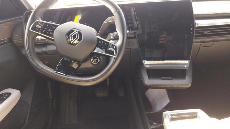 Vente en ligne Renault Megane E-Tech  EV60 220 ch super charge au prix de 29 900 €