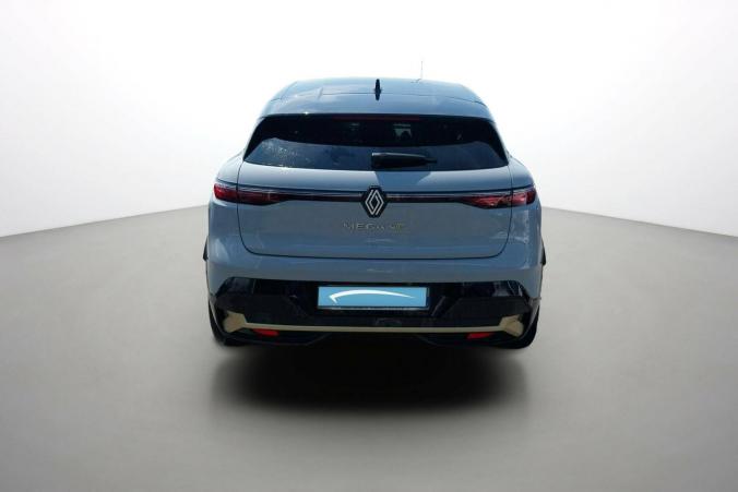 Vente en ligne Renault Megane E-Tech  EV60 220 ch super charge au prix de 29 900 €