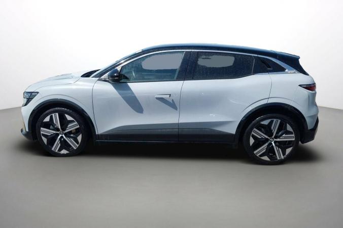 Vente en ligne Renault Megane E-Tech  EV60 220 ch super charge au prix de 29 900 €