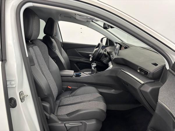 Vente en ligne Peugeot 3008  BlueHDi 130ch S&S BVM6 au prix de 15 980 €