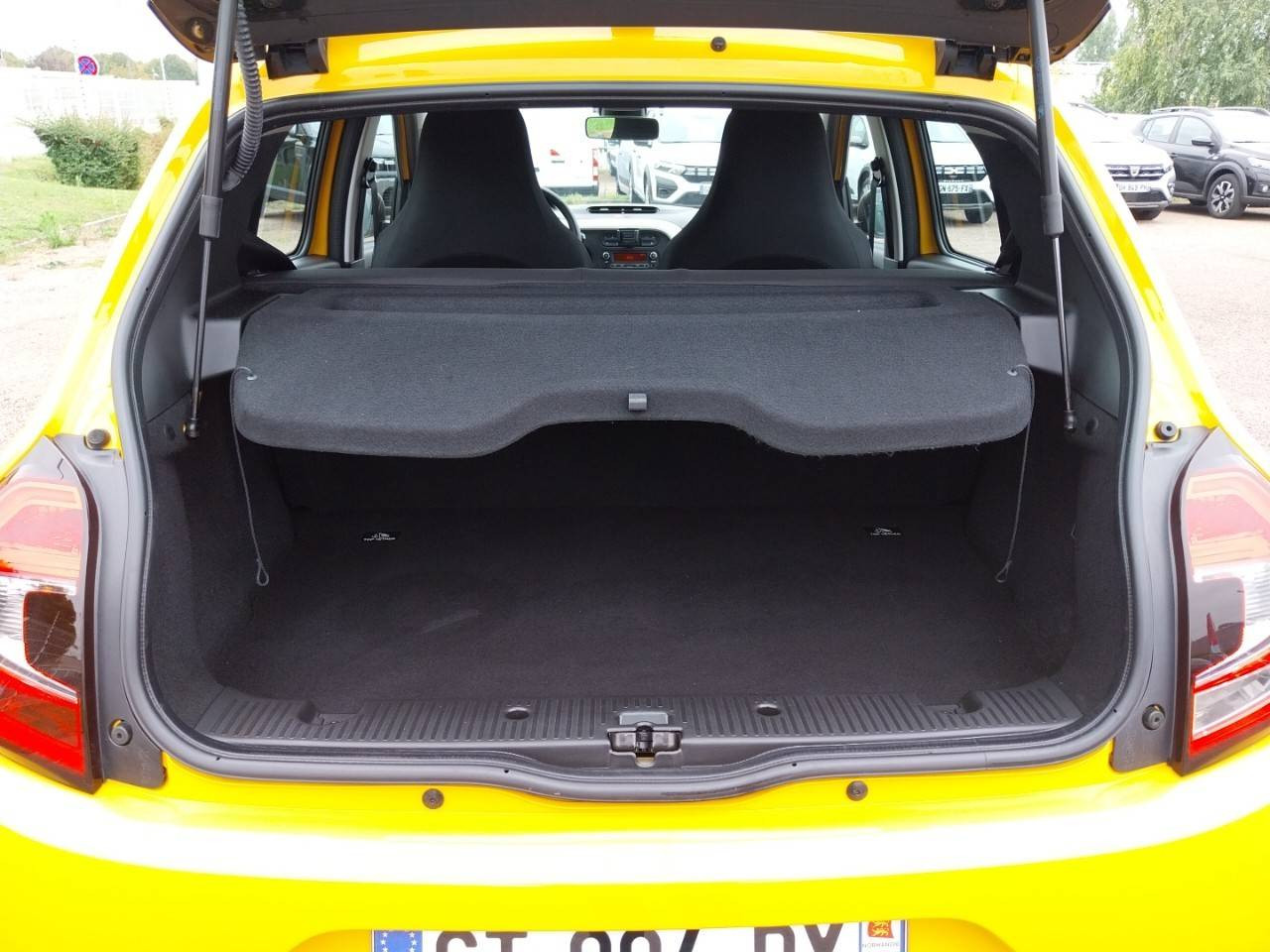 Vente en ligne Renault Twingo Electrique Twingo III E-Tech au prix de 11 490 €