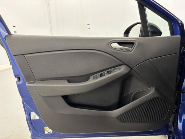 Vente en ligne Renault Clio 5 Clio TCe 90 - 21N au prix de 14 590 €
