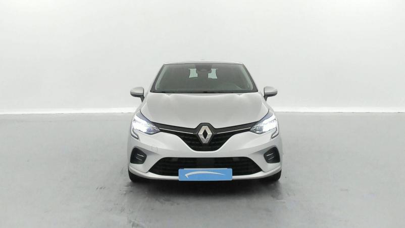 Vente en ligne Renault Clio 5 Clio E-Tech 140 - 21N au prix de 15 900 €