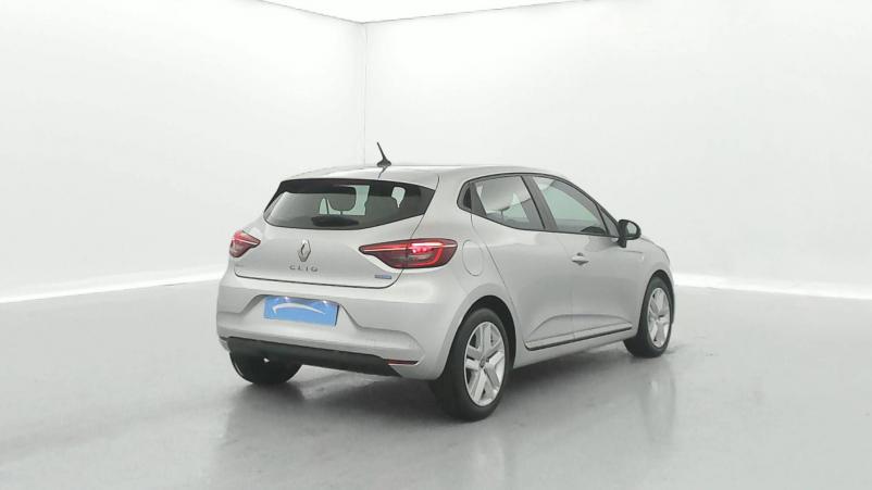 Vente en ligne Renault Clio 5 Clio E-Tech 140 - 21N au prix de 15 900 €