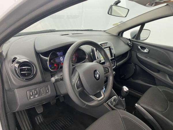 Vente en ligne Renault Clio 4 Clio dCi 90 E6C au prix de 12 990 €