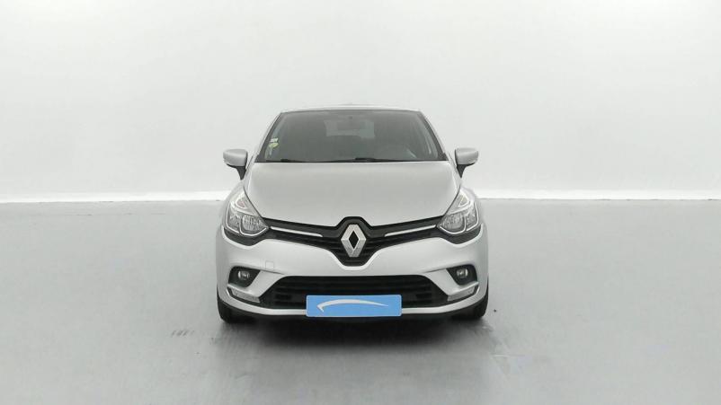 Vente en ligne Renault Clio 4 Clio dCi 90 E6C au prix de 12 990 €