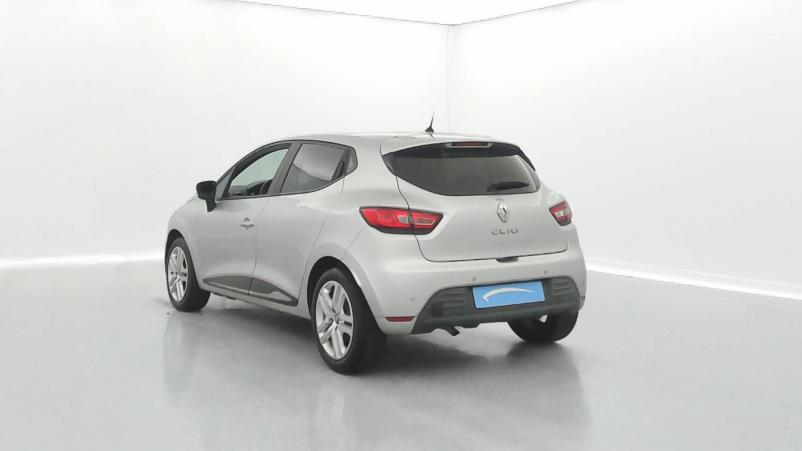 Vente en ligne Renault Clio 4 Clio dCi 90 E6C au prix de 12 990 €