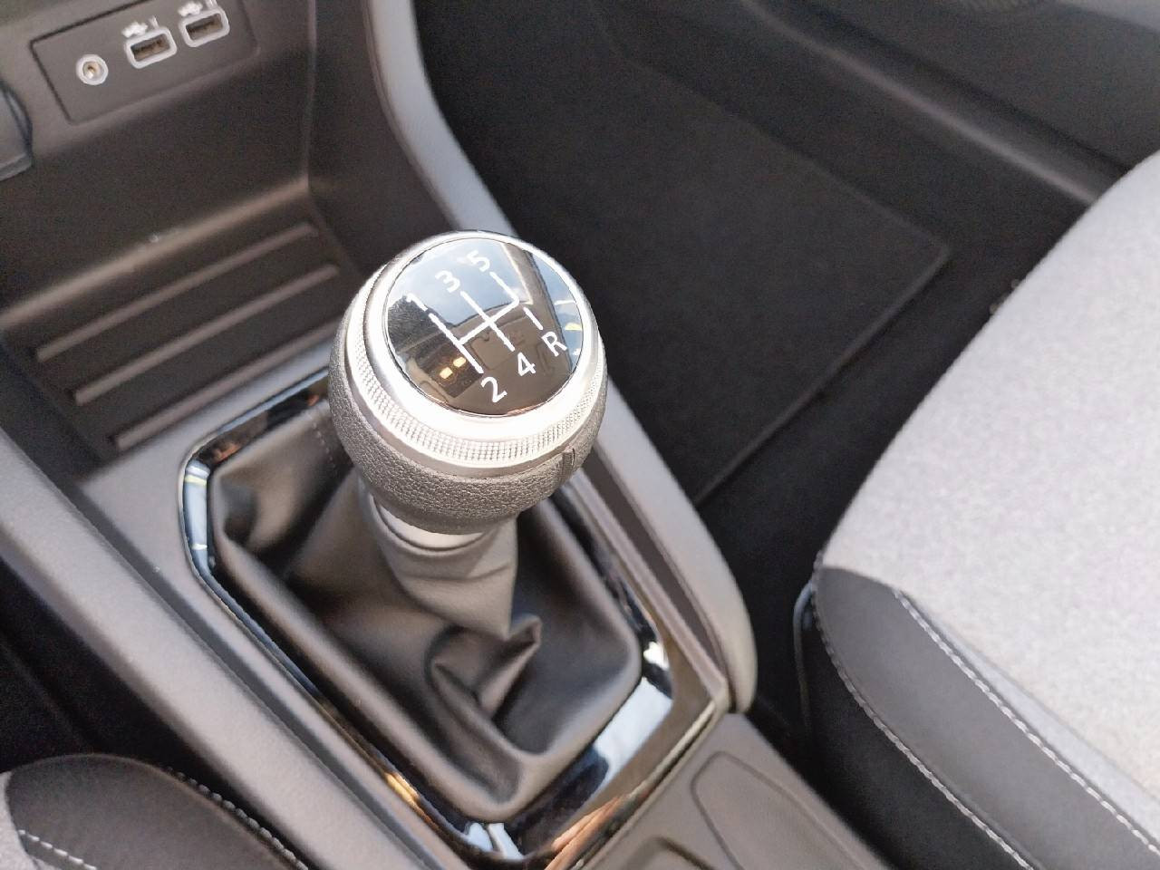 Vente en ligne Renault Clio 5 Clio SCe 65 ch GSR2 au prix de 15 290 €