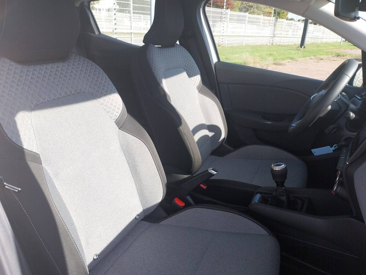 Vente en ligne Renault Clio 5 Clio SCe 65 ch GSR2 au prix de 15 290 €