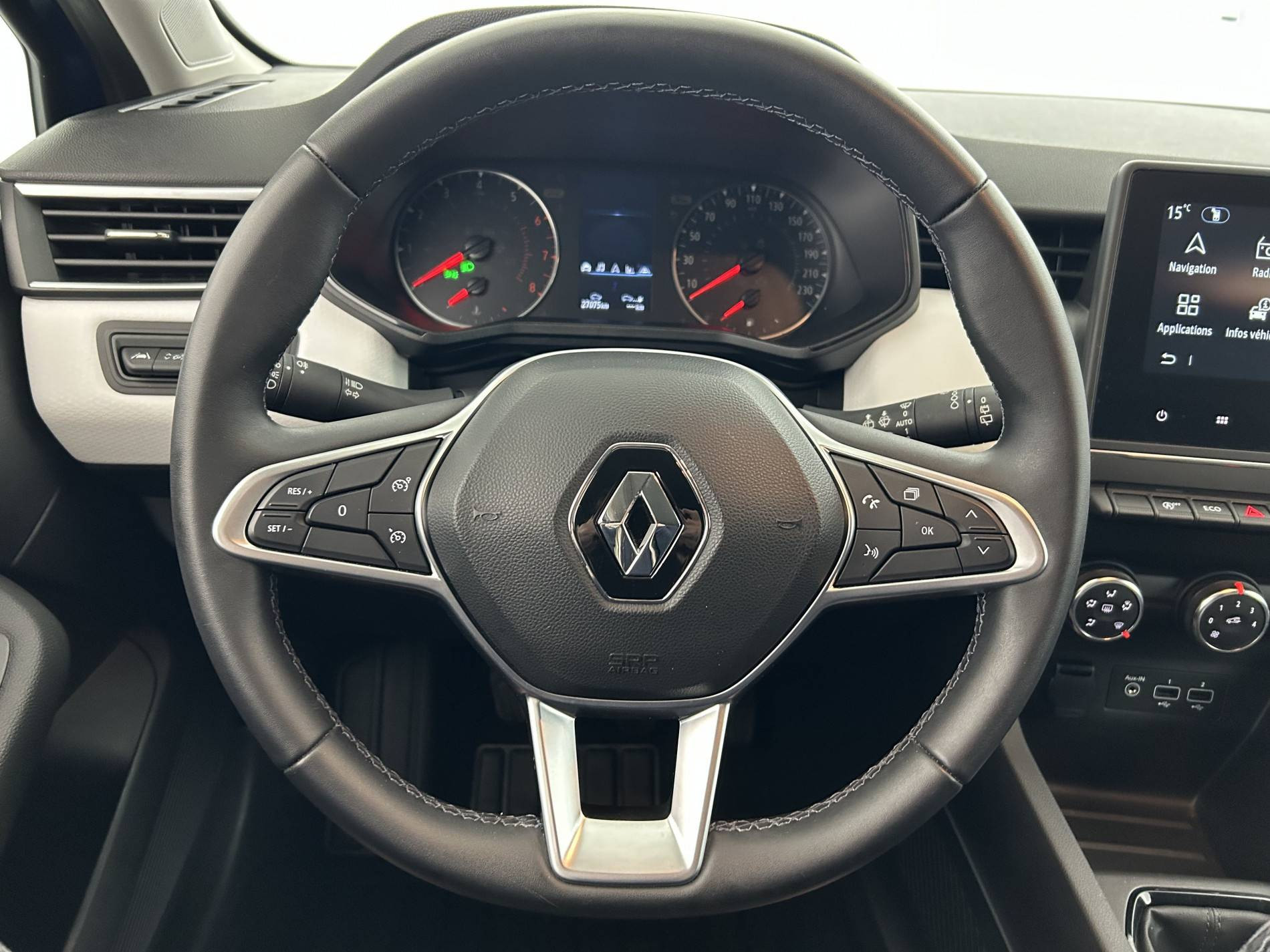 Vente en ligne Renault Clio 5 Clio TCe 90 au prix de 15 390 €