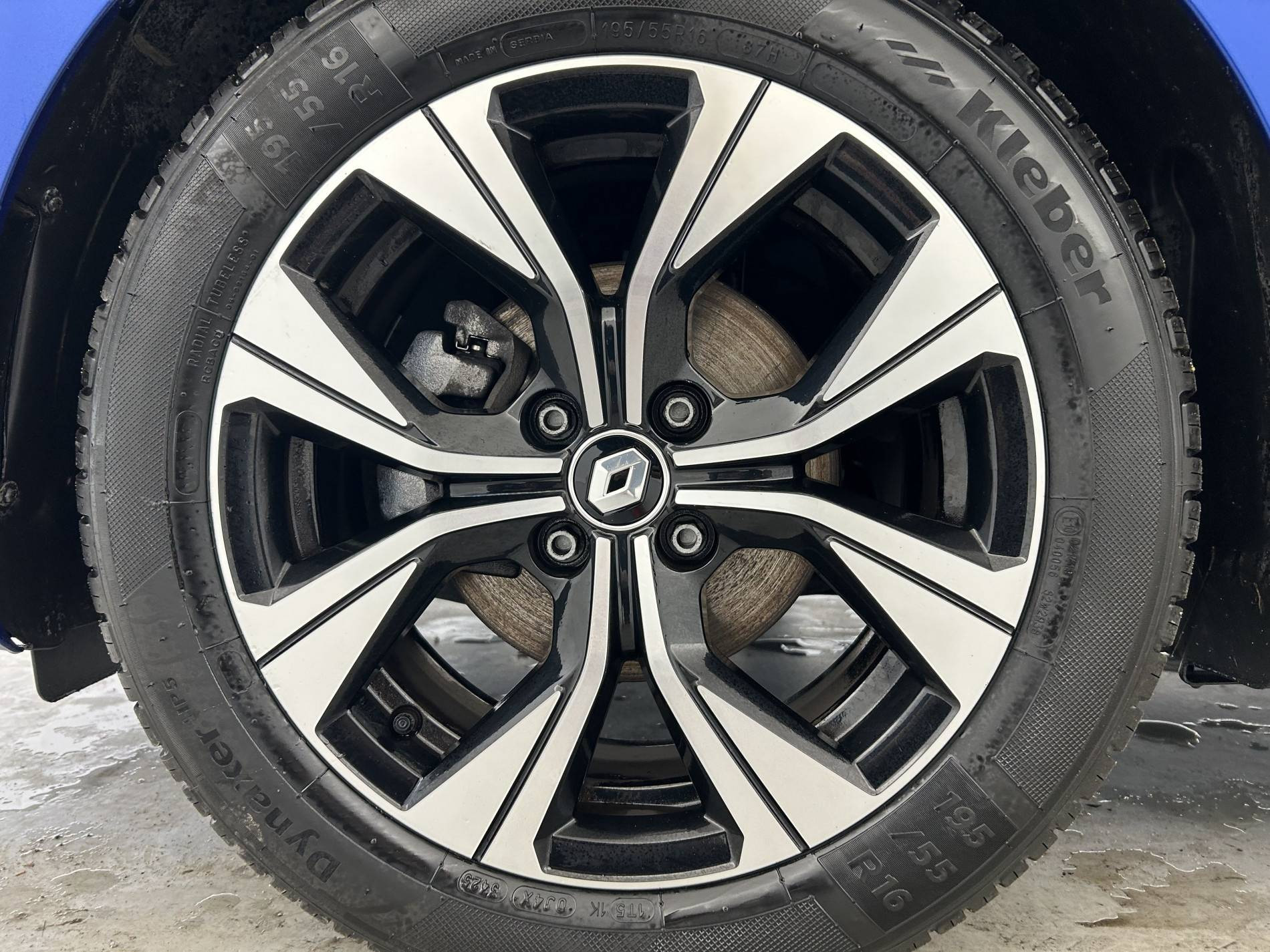 Vente en ligne Renault Clio 5 Clio TCe 90 au prix de 15 390 €