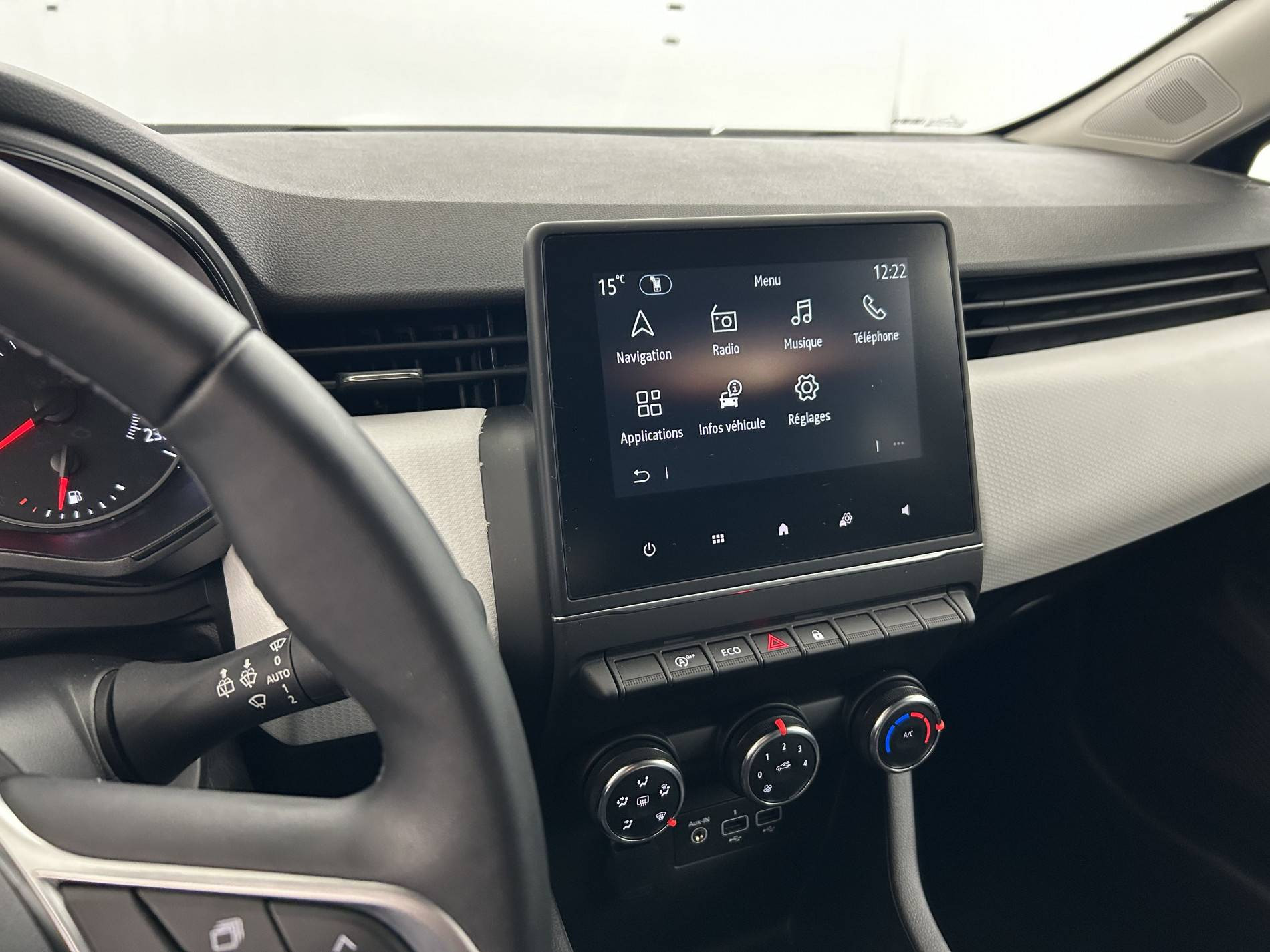 Vente en ligne Renault Clio 5 Clio TCe 90 au prix de 15 390 €