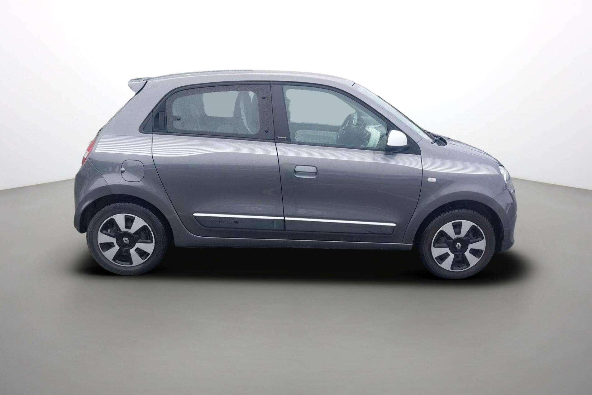 Vente en ligne Renault Twingo 3  0.9 TCe 90 Energy E6C au prix de 9 990 €