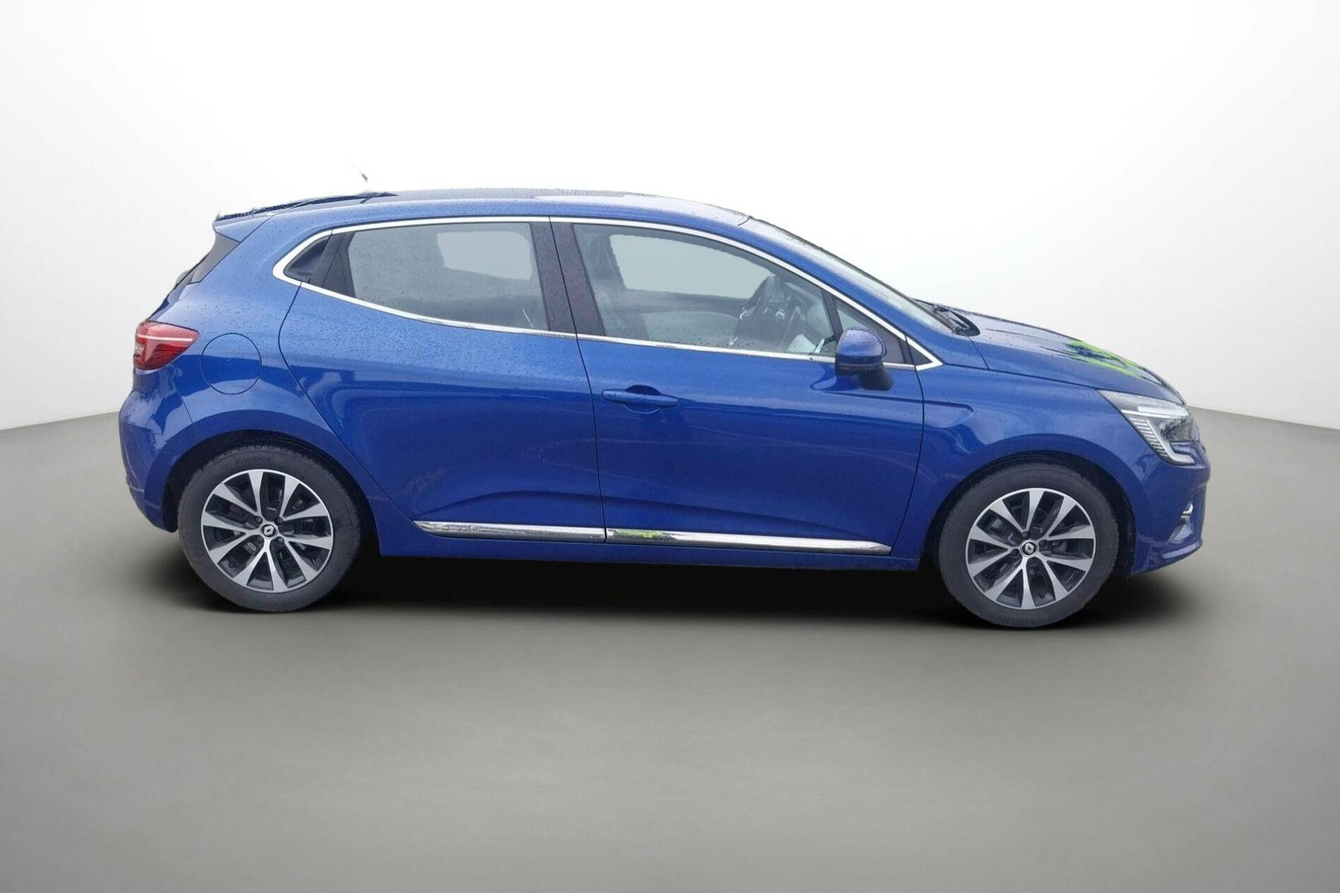 Vente en ligne Renault Clio 5 Clio TCe 90 - 21N au prix de 14 990 €