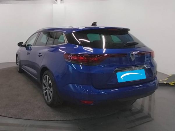 Vente en ligne Renault Megane 4 Estate  TCe 140 EDC au prix de 24 590 €