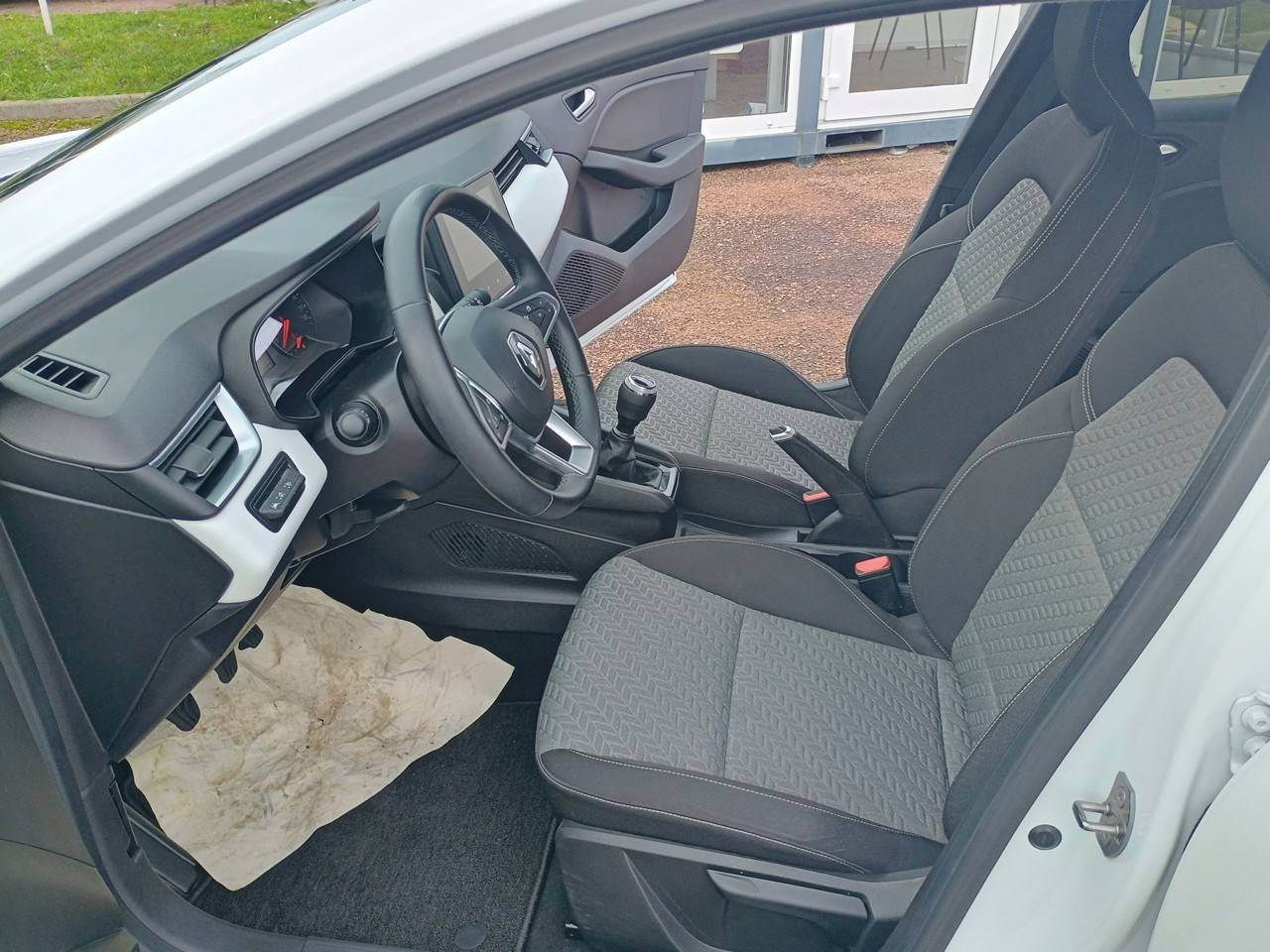 Vente en ligne Renault Clio 5 CLIO SOCIETE SCE 65 au prix de 12 990 €