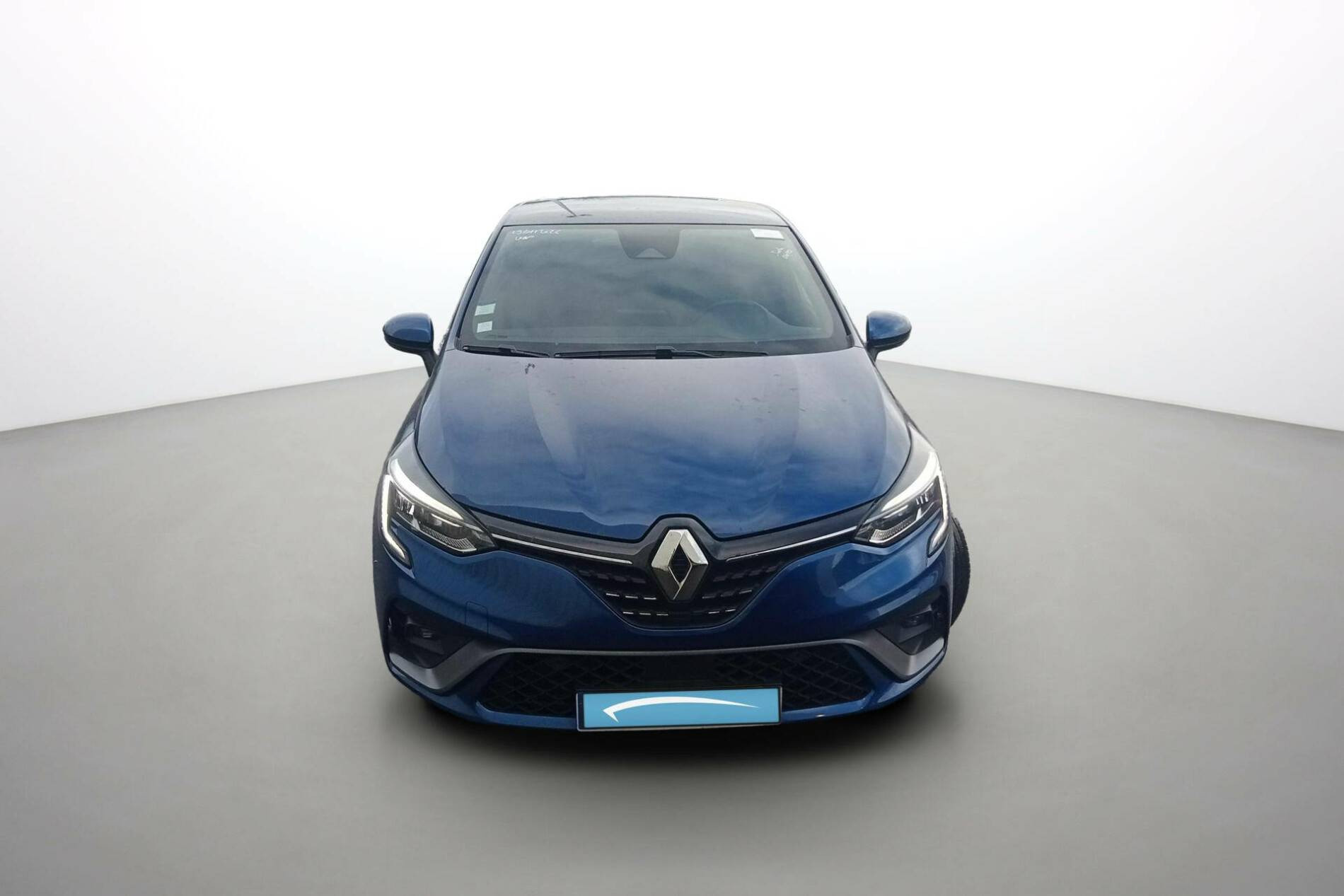 Vente en ligne Renault Clio 5 Clio Blue dCi 115 au prix de 15 990 €