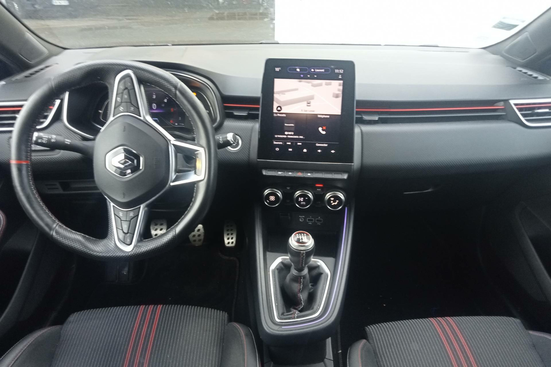 Vente en ligne Renault Clio 5 Clio Blue dCi 115 au prix de 15 990 €