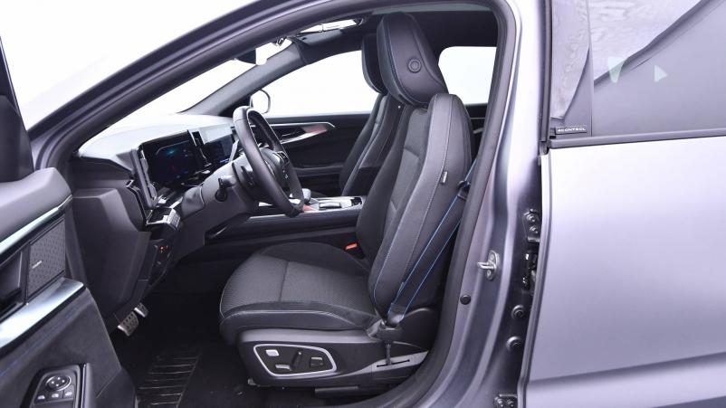 Vente en ligne Renault Espace Espace E-Tech hybrid 200 au prix de 39 990 €