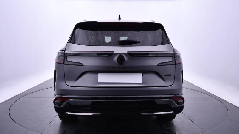 Vente en ligne Renault Espace Espace E-Tech hybrid 200 au prix de 39 990 €