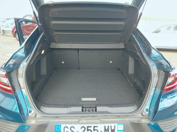Vente en ligne Renault Arkana  E-Tech hybride 145 - 22 au prix de 26 990 €