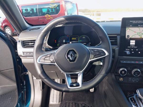 Vente en ligne Renault Arkana  E-Tech hybride 145 - 22 au prix de 26 990 €
