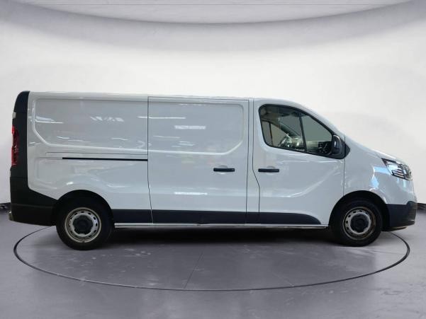 Vente en ligne Renault Trafic 3 Fourgon TRAFIC FGN L2H1 3000 KG BLUE DCI 130 au prix de 27 990 €
