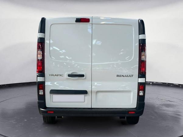 Vente en ligne Renault Trafic 3 Fourgon TRAFIC FGN L2H1 3000 KG BLUE DCI 130 au prix de 27 990 €