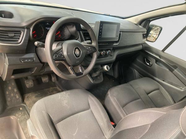 Vente en ligne Renault Trafic 3 Fourgon TRAFIC FGN L2H1 3000 KG BLUE DCI 130 au prix de 27 990 €