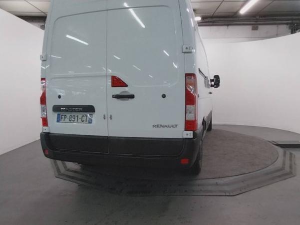 Vente en ligne Renault Master 3 Fourgon MASTER FGN TRAC F3300 L2H2 DCI 135 au prix de 20 890 €