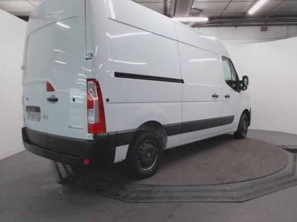 Vente en ligne Renault Master 3 Fourgon MASTER FGN TRAC F3300 L2H2 DCI 135 au prix de 20 890 €