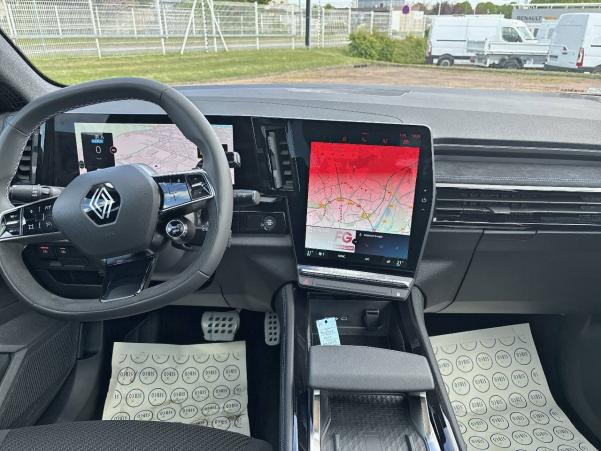 Vente en ligne Renault Austral  E-Tech hybrid 200 au prix de 38 990 €