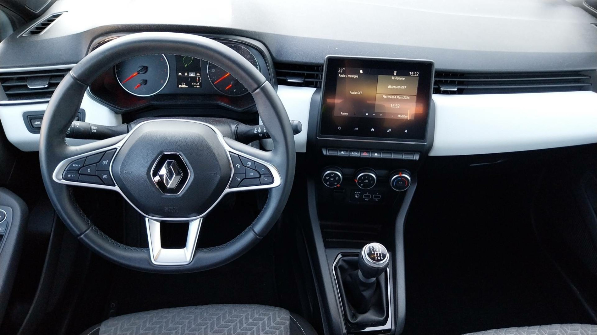 Vente en ligne Renault Clio 5 Clio TCe 90 - 21N au prix de 14 990 €