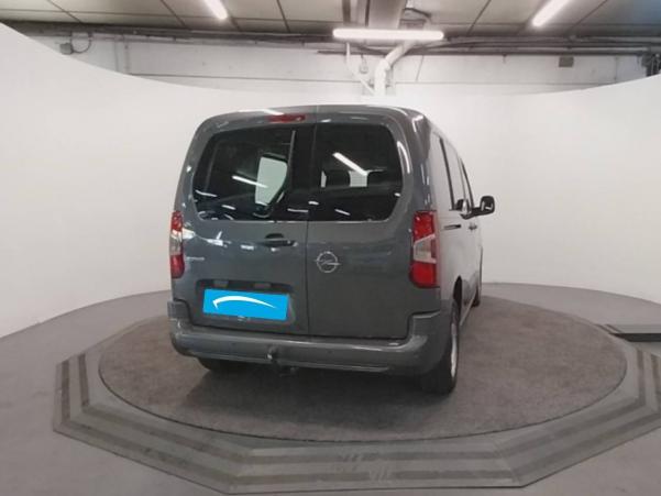 Vente en ligne Opel Combo Cargo  1.5 100 CH S/S L1H1 BVM5 STANDARD au prix de 15 990 €