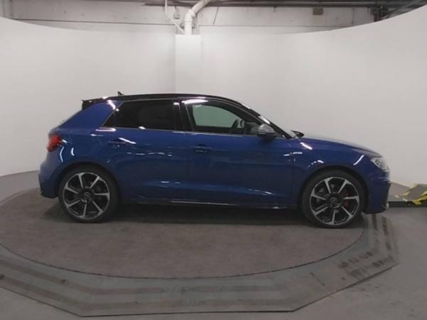 Vente en ligne Audi A1 Sportback  40 TFSI 207 ch S tronic 7 au prix de 32 590 €