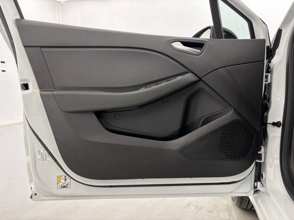 Vente en ligne Renault Clio 5 Clio Blue dCi 100 au prix de 17 590 €