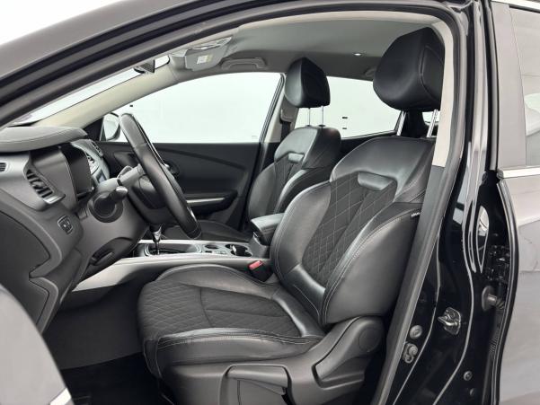 Vente en ligne Renault Kadjar  TCe 140 FAP EDC au prix de 20 490 €