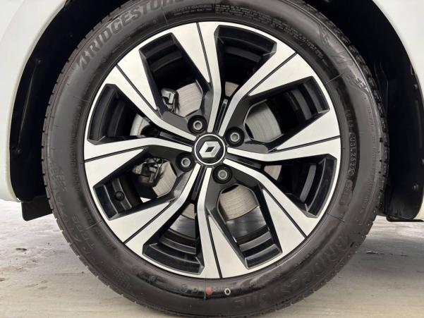 Vente en ligne Renault Clio 5 Clio Blue dCi 100 au prix de 17 590 €