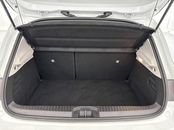 Vente en ligne Renault Clio 5 Clio Blue dCi 100 au prix de 17 590 €