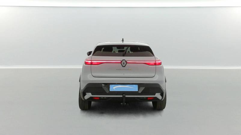 Vente en ligne Renault Megane E-Tech  EV60 220 ch super charge au prix de 25 490 €