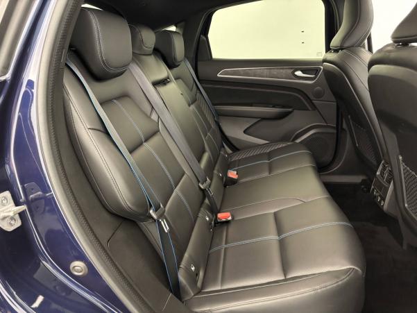 Vente en ligne Renault Arkana  TCe 160 EDC - 23 au prix de 27 990 €