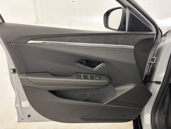 Vente en ligne Renault Megane E-Tech  EV60 220 ch super charge au prix de 25 490 €