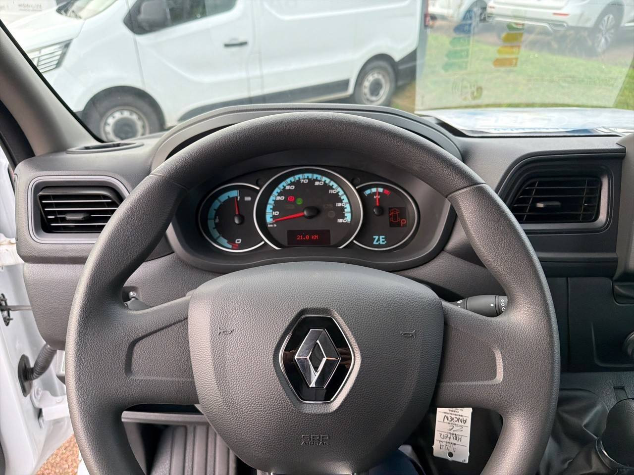 Vente en ligne Renault Master E-Tech MASTER ELECTRIQUE FGN L2H2 F3500 EV52 au prix de 35 990 €