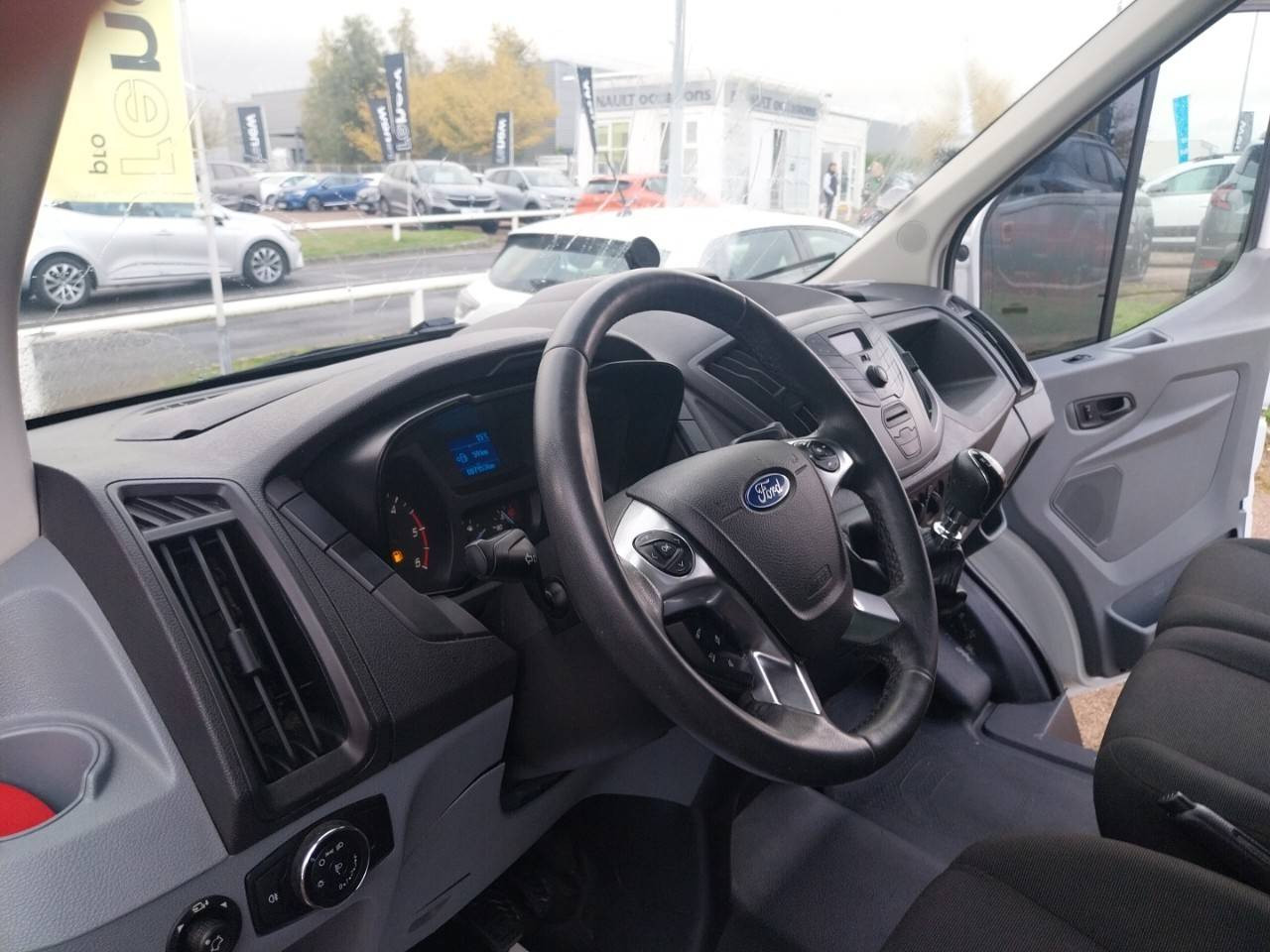 Vente en ligne Ford Transit  P350 L3 RJ HD 2.2 TDCI 155 au prix de 17 490 €