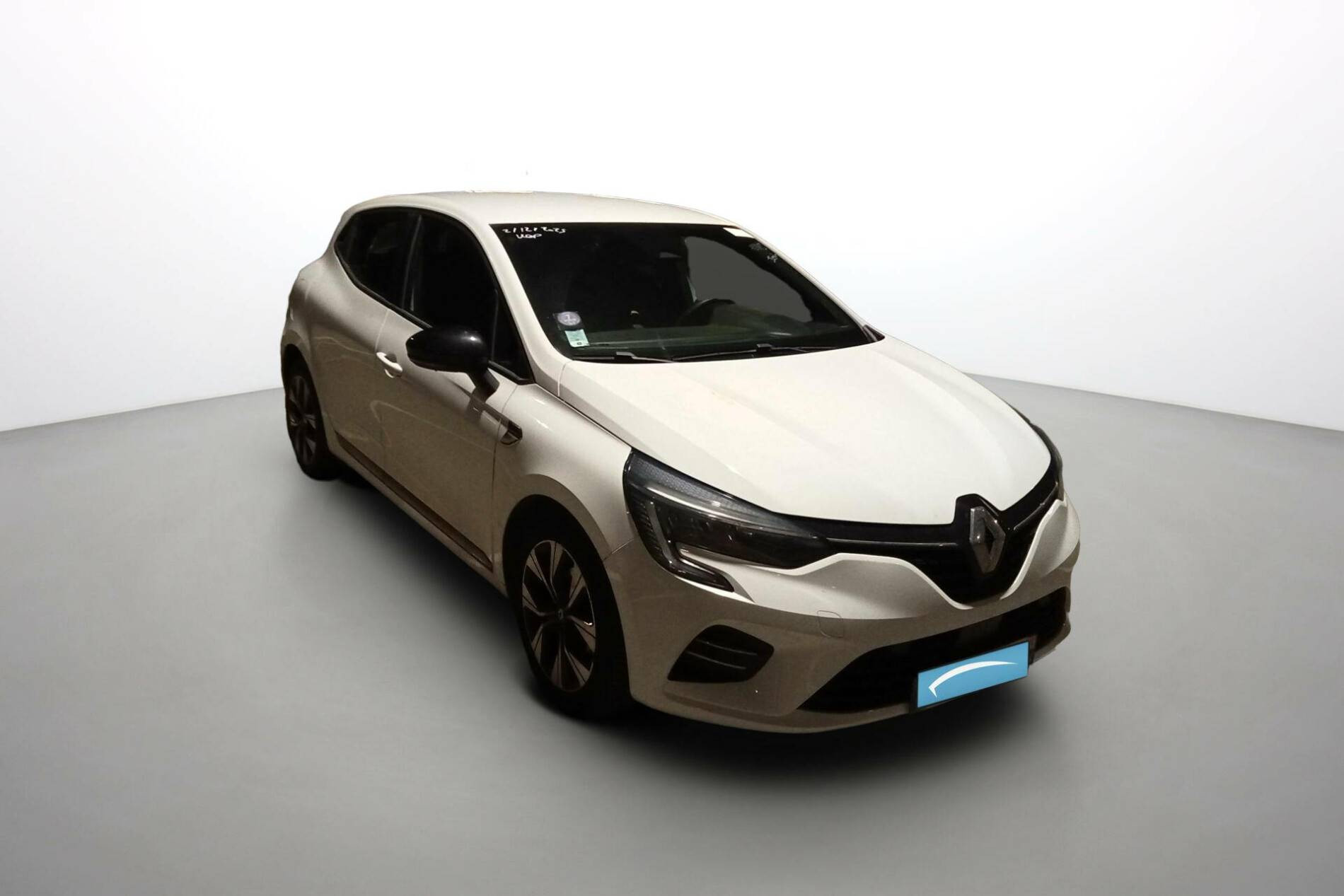 Vente en ligne Renault Clio 5 Clio TCe 90 - 21N au prix de 14 990 €