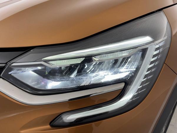 Vente en ligne Renault Captur  TCe 140 - 21 au prix de 17 990 €