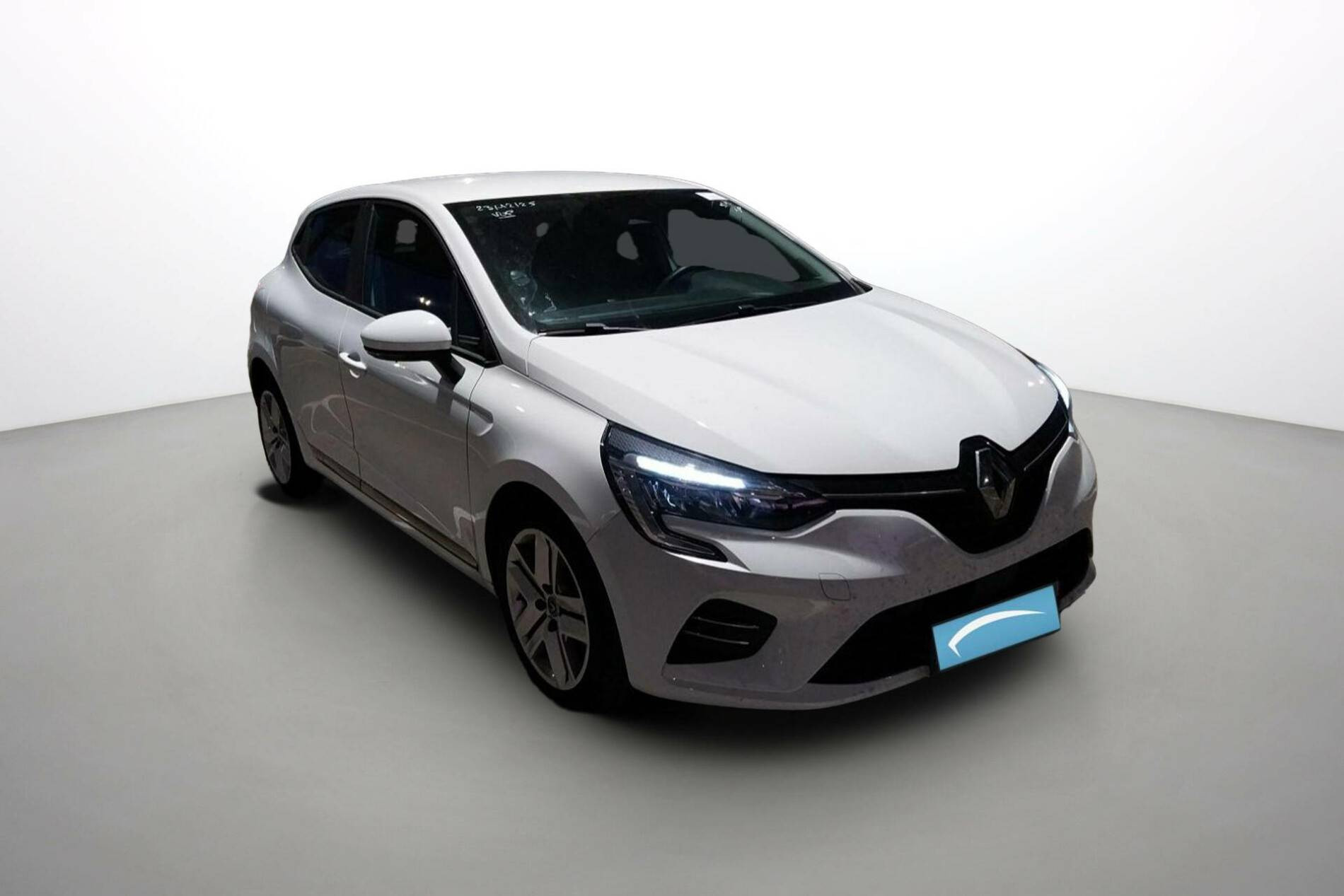 Vente en ligne Renault Clio 5 Clio TCe 90 - 21N au prix de 11 990 €