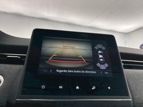 Vente en ligne Renault Clio 5 Clio TCe 140 - 21N au prix de 16 990 €