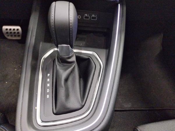 Vente en ligne Renault Clio 5 Clio E-Tech full hybrid 145 ch GSR2 au prix de 27 930 €